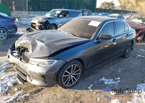 2021 BMW 330I xDrive z USA, uszkodzony, nr VIN 3MW5R7J0XM8C01576